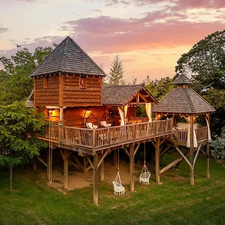 Domaine De Campagnac - & Sauna 4*